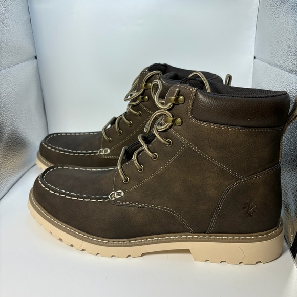 IZOD Miles Moc Toe Boots Mens 13 Brown NEW - Picture 2 of 6